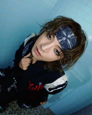 One or Eight (MV & Shoot) 13