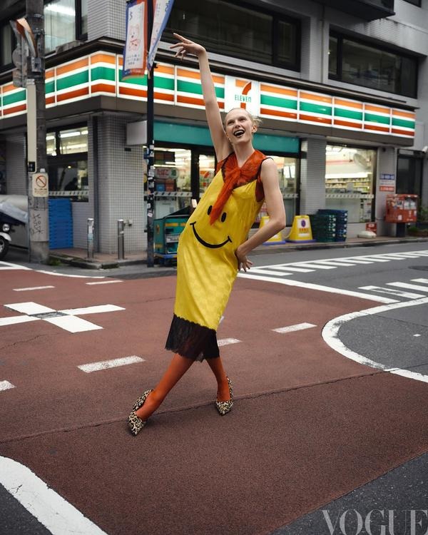 Vogue China / Alex Consani 3